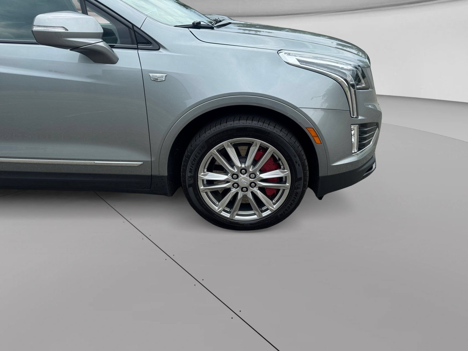Used 2023 Cadillac XT5 Sportv AWD/4WD image 4