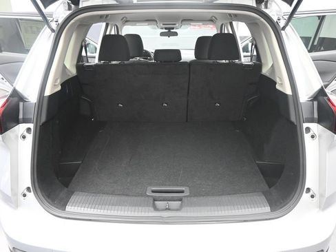 Used 2024 Nissan Rogue S AWD/4WD image 17