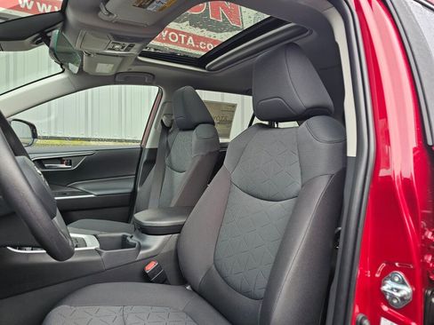 New 2025 Toyota RAV4 XLE image 13