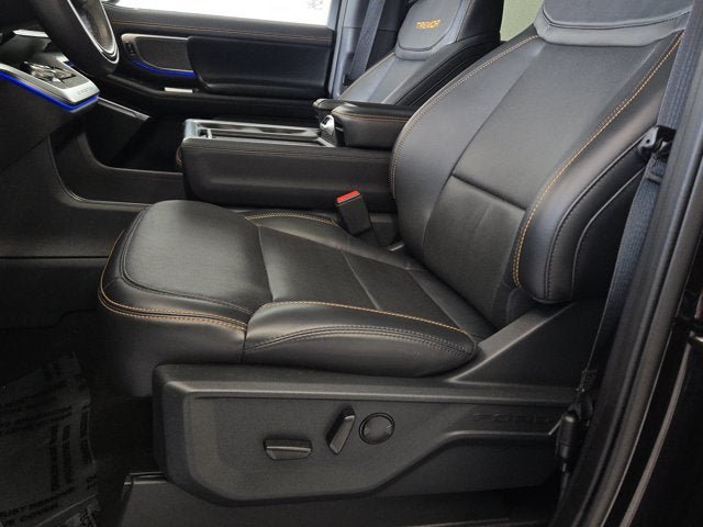 Used 2025 Ford Expedition Tremor AWD/4WD image 24