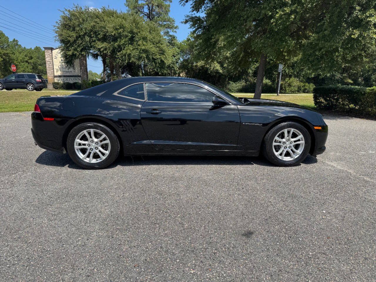 Used 2015 Chevrolet Camaro LS RWD image 7