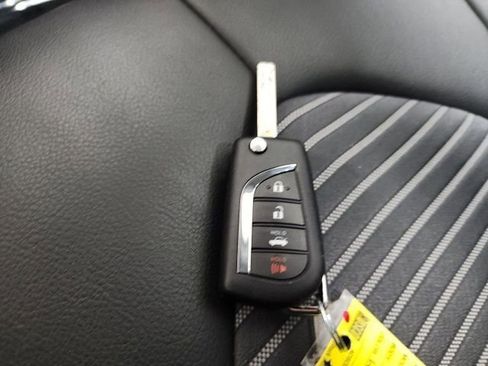Certified 2023 Toyota Camry SE FWD image 32