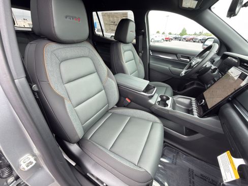 New 2026 GMC Terrain AT4 w/ Convenience Package III AWD/4WD image 13