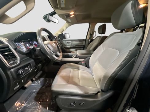 Used 2019 RAM 1500 Big Horn image 14