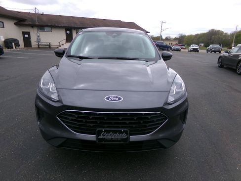 Used 2022 Ford Escape SE w/ SE Sport Appearance Package AWD/4WD image 8
