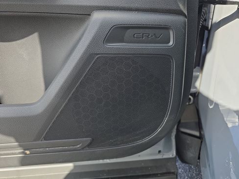 Used 2023 Honda CR-V LX image 15