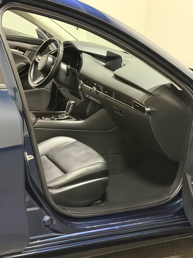 Used 2019 MAZDA MAZDA3 AWD Sedan w/ Select Package image 11