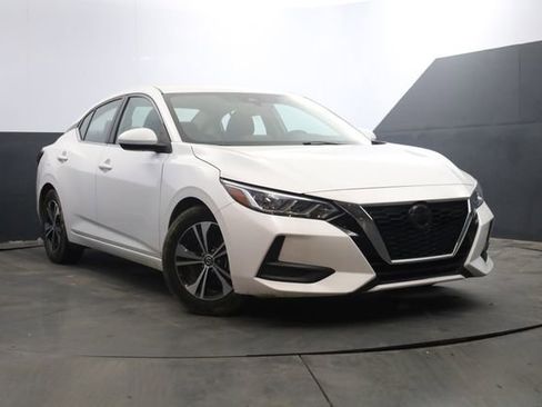 Used 2023 Nissan Sentra SV image 2