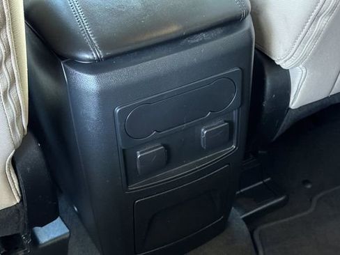 Used 2022 Ford Explorer 2WD image 14