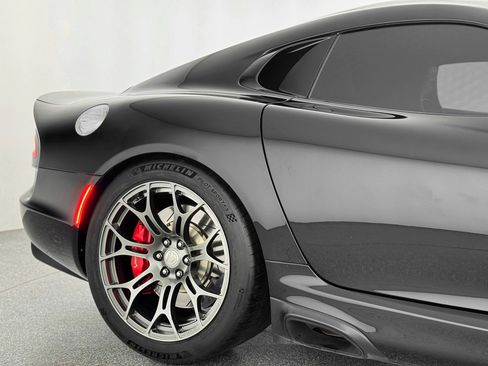 Used 2016 Dodge Viper GTS image 43