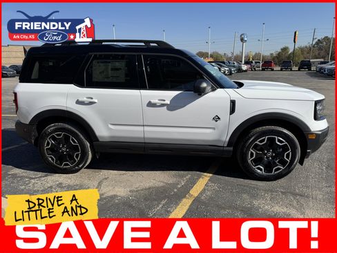 New 2025 Ford Bronco Sport Outer Banks w/ Outer Banks Tech Package+ AWD/4WD image 11