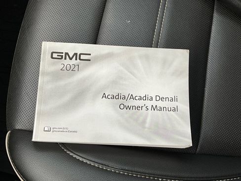 Used 2021 GMC Acadia Denali w/ Denali Technology Package FWD image 42