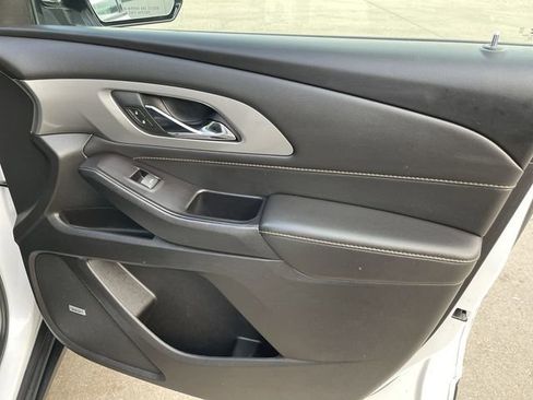 Used 2020 Chevrolet Traverse RS w/ LPO, Floor Liner Package image 16
