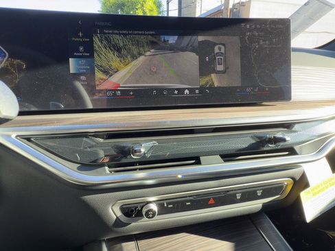 New 2026 BMW X5 xDrive50e w/ Executive Package image 15