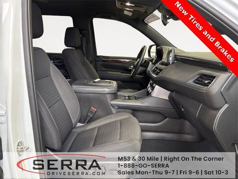 Used 2023 GMC Yukon SLE image 13