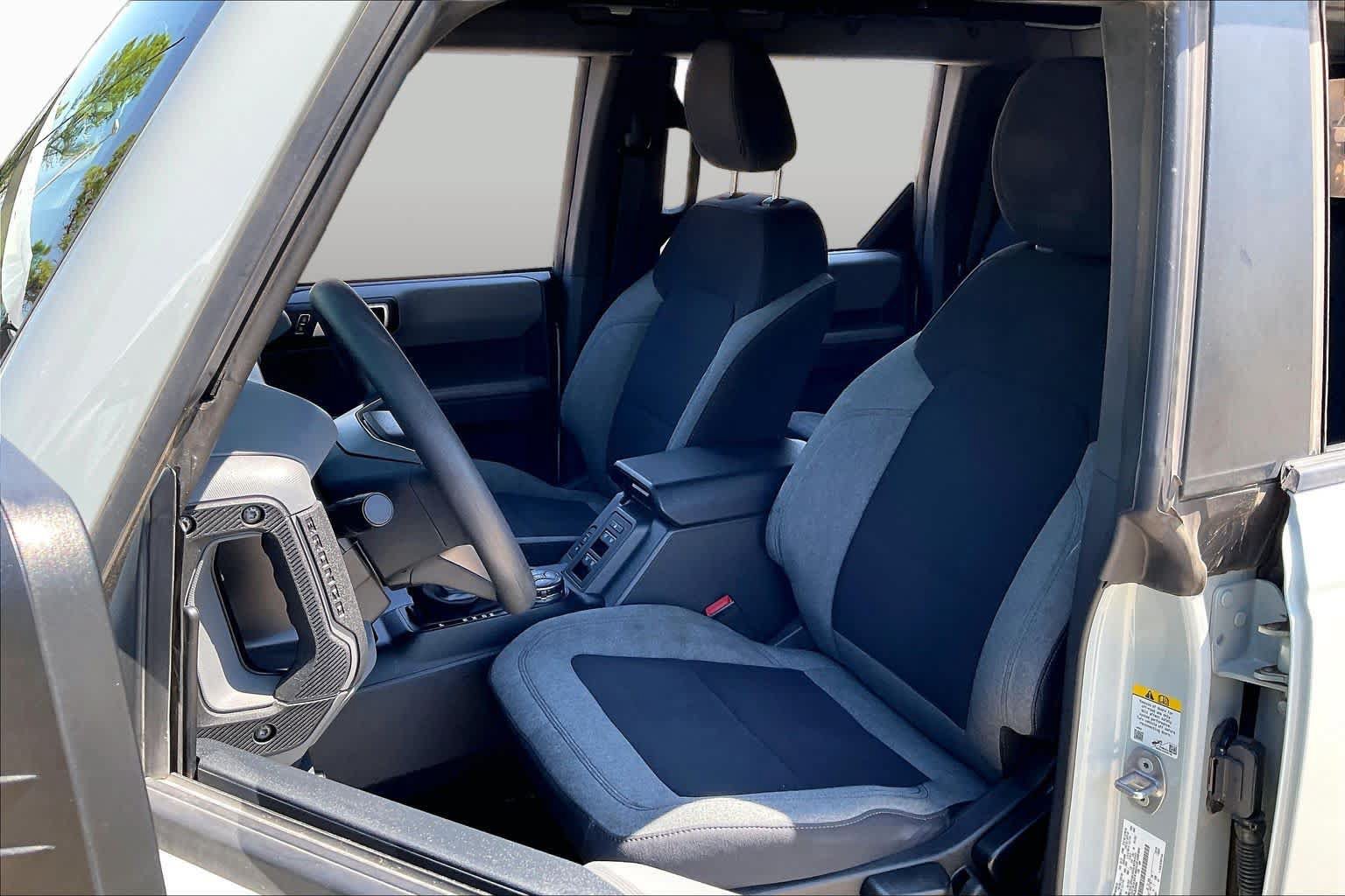 Used 2023 Ford Bronco 4-Door w/ Sasquatch Package AWD/4WD image 8