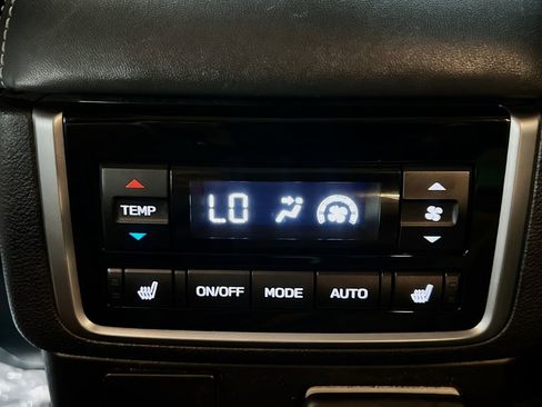 Used 2019 Subaru Ascent Limited AWD/4WD image 20