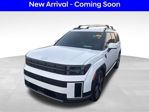 Used 2025 Hyundai Santa Fe Limited image 2