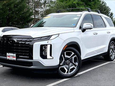 Used 2023 Hyundai Palisade Limited w/ Cargo Package AWD/4WD image 1