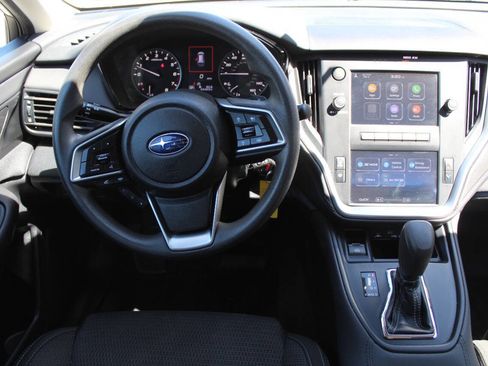 Used 2021 Subaru Outback AWD/4WD image 17