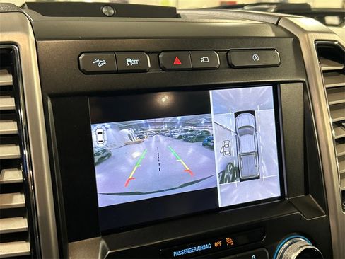 Used 2020 Ford F150 Platinum w/ Equipment Group 701A Luxury image 17