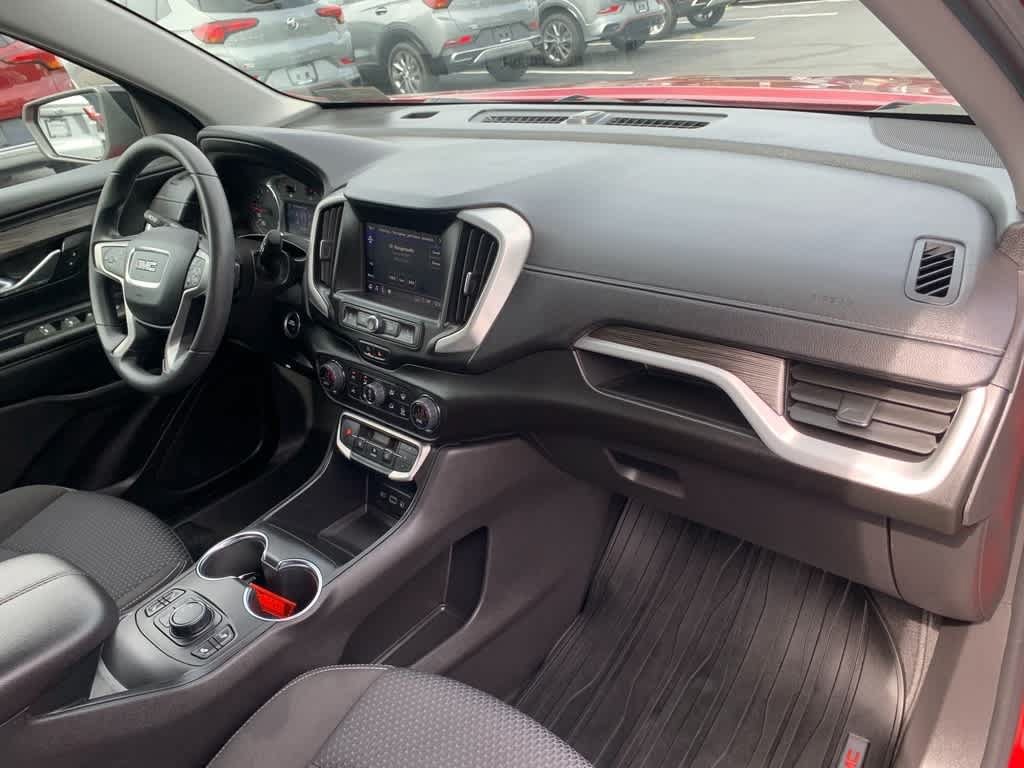 Used 2024 GMC Terrain SLE w/ Driver Convenience Package AWD/4WD image 21