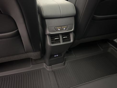 New 2026 GMC Terrain AT4 w/ Convenience Package III AWD/4WD image 51