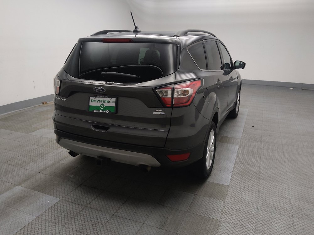 Used 2018 Ford Escape SE w/ SE Sync 3 Package AWD/4WD image 9