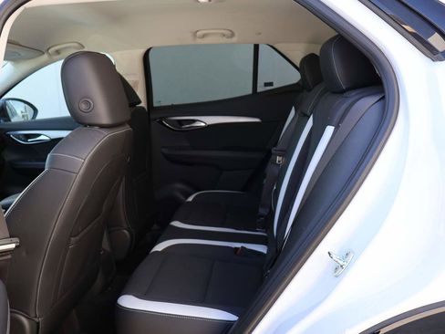 Used 2025 Buick Envision Sport Touring image 10