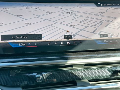 New 2027 BMW X7 xDrive40i image 10