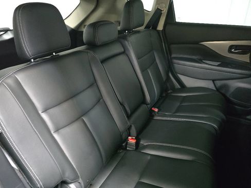 Used 2024 Nissan Murano SV AWD/4WD image 17