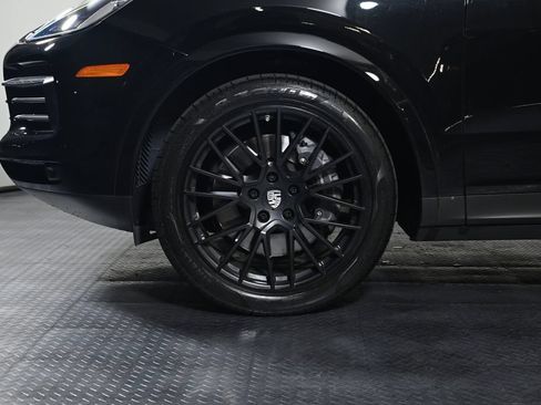 Used 2023 Porsche Cayenne Platinum Edition AWD/4WD image 57