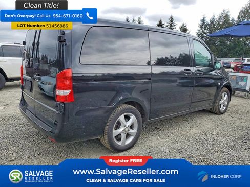 Used 2018 Mercedes-Benz Metris Passenger image 4