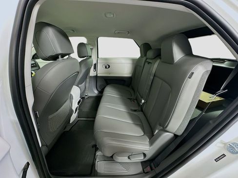 New 2026 Hyundai Ioniq 5 SEL image 17