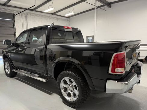 Used 2014 RAM 1500 Laramie w/ Convenience Group AWD/4WD image 8