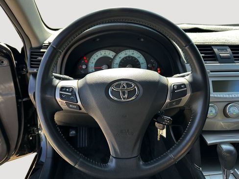 Used 2009 Toyota Camry XLE FWD image 18