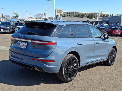 Used 2025 Lincoln Corsair AWD w/ Equipment Group 101A image 6