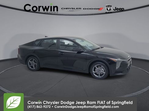 Used 2025 Kia K4 FWD image 1