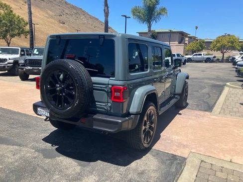 Certified 2025 Jeep Wrangler Unlimited Sahara AWD/4WD image 8