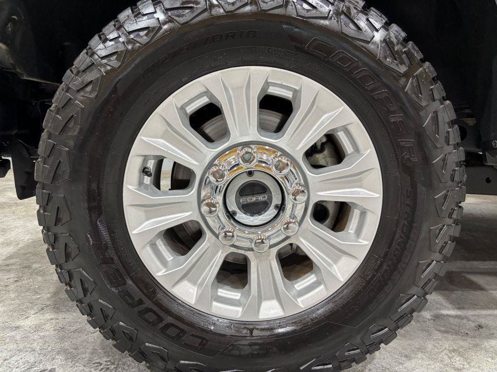 Used 2020 Ford F250 XLT AWD/4WD image 26
