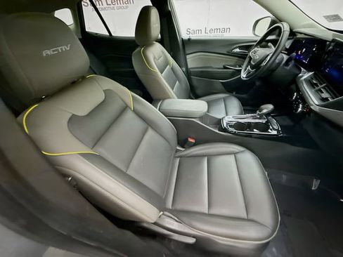 Used 2024 Chevrolet Trax ACTIV w/ Driver Confidence Package FWD image 29
