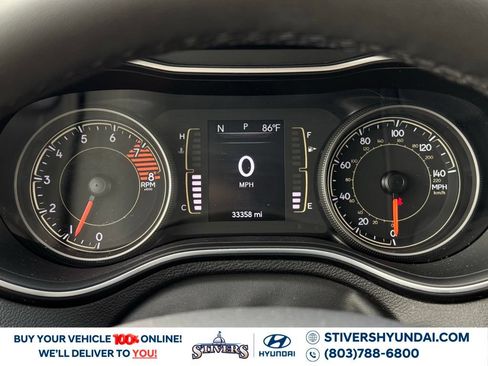 Used 2022 Jeep Cherokee Latitude w/ Sun & Sound Group AWD/4WD image 31
