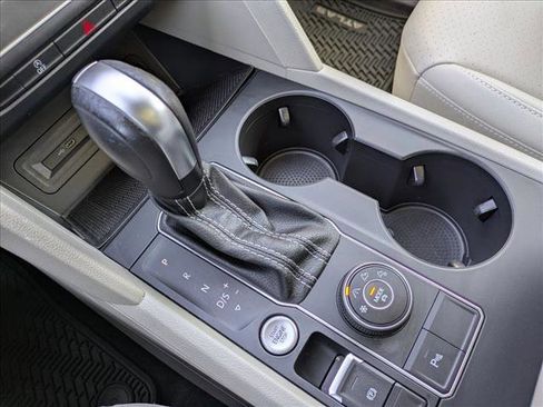 Used 2021 Volkswagen Atlas SE w/ Panoramic Sunroof Package image 12