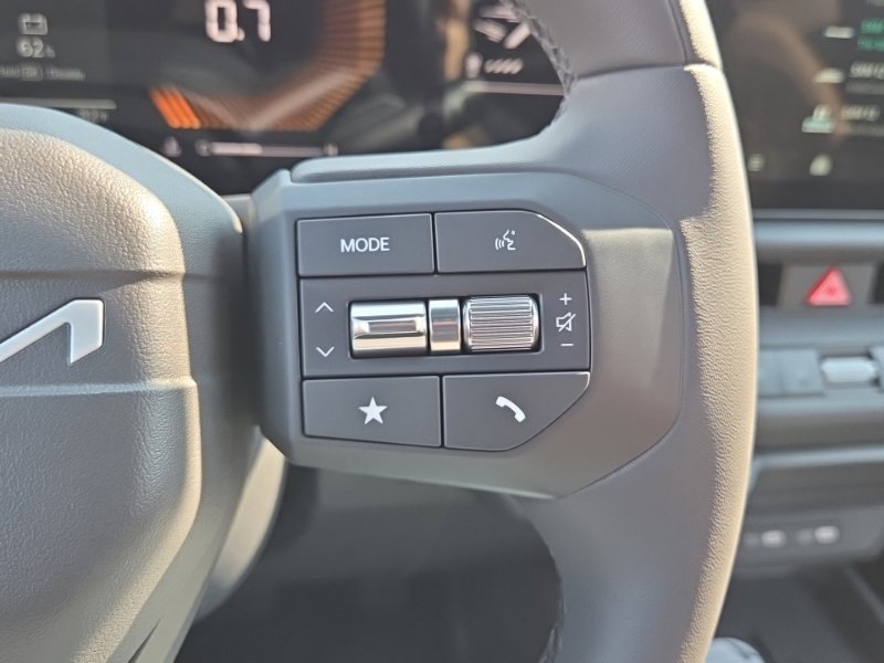 New 2027 Kia Seltos X-Line S w/ X-Line S Premium Package AWD/4WD image 33
