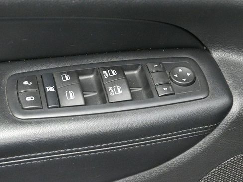 Used 2016 Jeep Grand Cherokee Laredo w/ Quick Order Package 23E RWD image 11