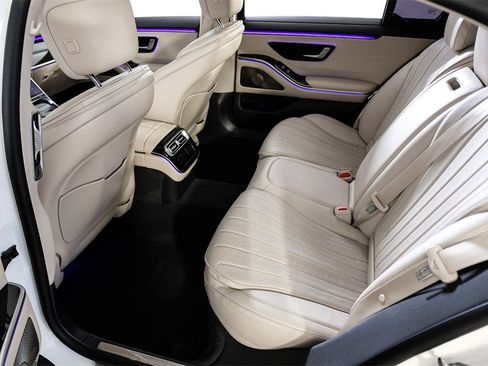 Used 2023 Mercedes-Benz S 500 S 500 image 39