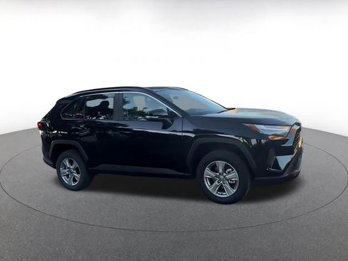 Used 2025 Toyota RAV4 XLE image 2