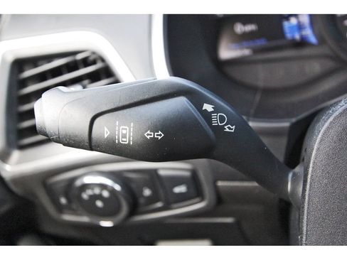 Used 2017 Ford Edge Titanium w/ Equipment Group 302A FWD image 14
