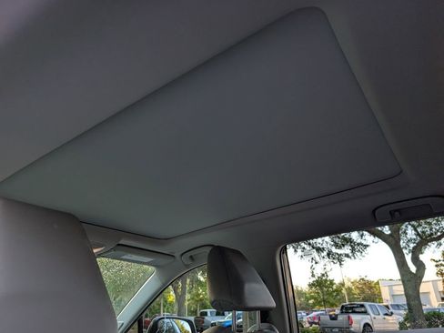 Used 2025 Toyota RAV4 Limited w/ Advanced Technology Package AWD/4WD image 19