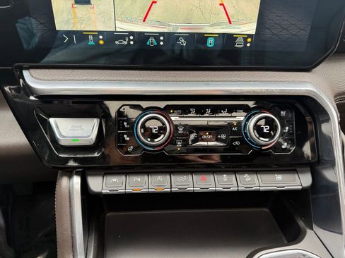 Used 2023 GMC Sierra 1500 Denali image 19